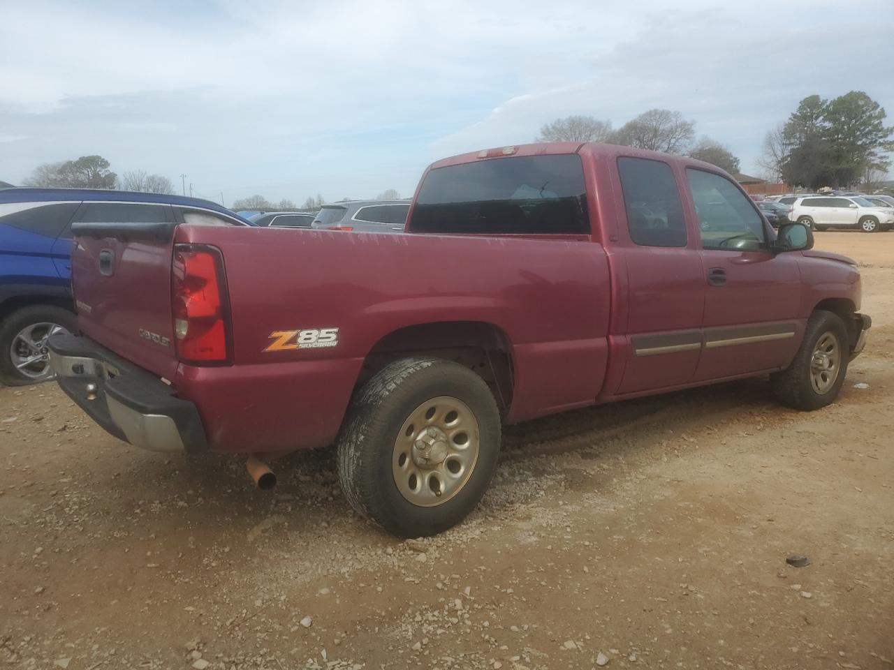 2005 Chevrolet Silverado - Image 3