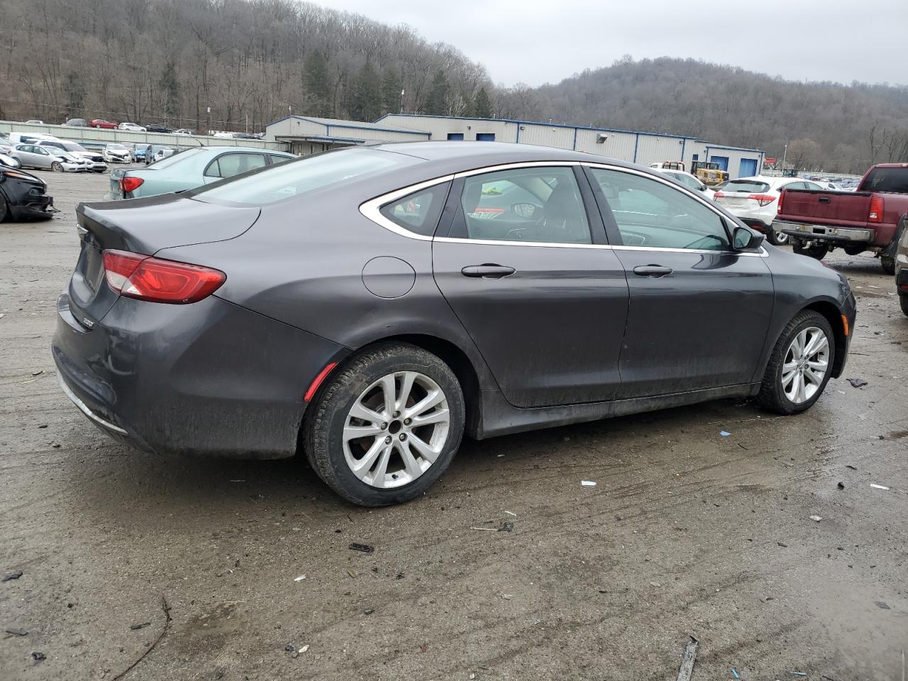 2015 Chrysler 200 - Image 3