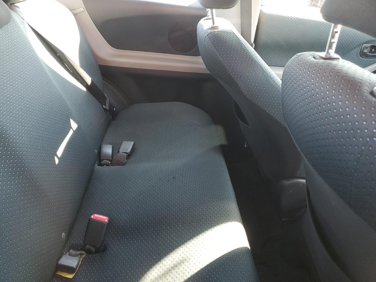 2008 Toyota Yaris - Image 10
