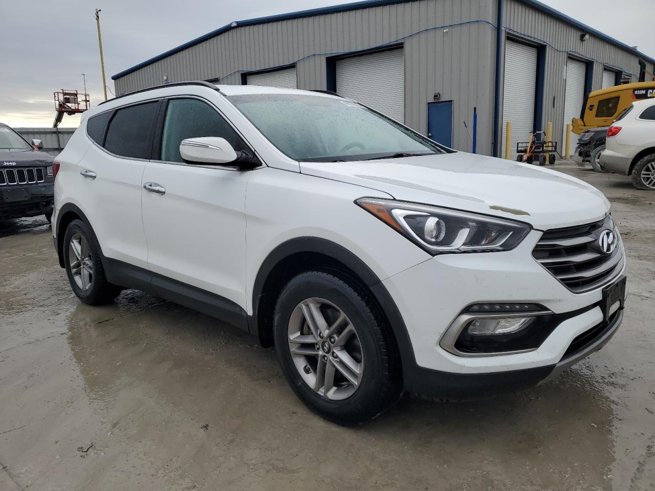 2017 Hyundai Santa Fe - Image 4