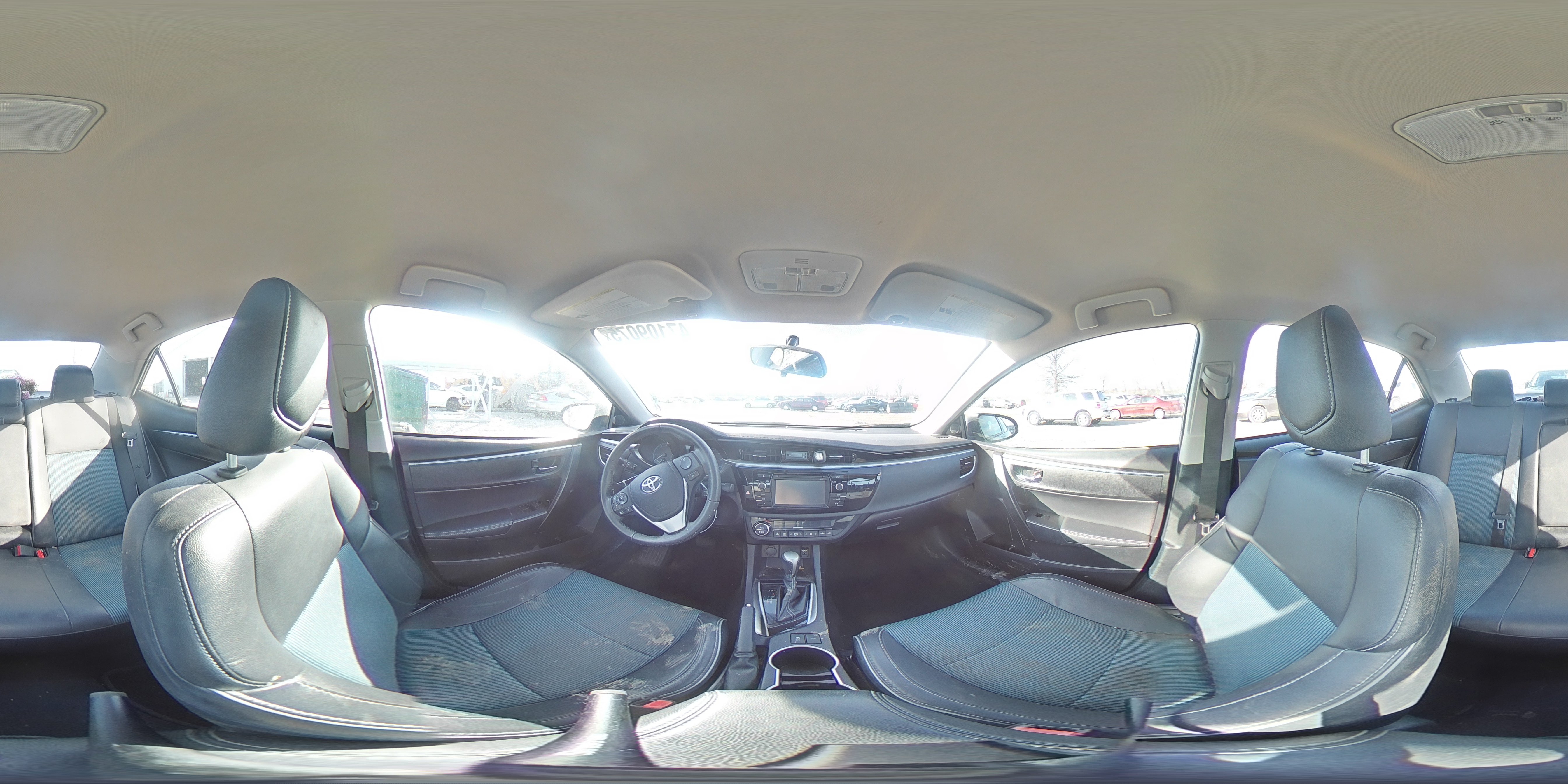 2015 Toyota Corolla - Image 13