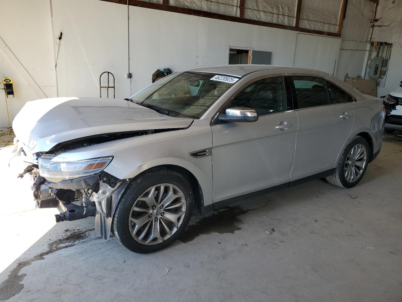 2014 Ford Taurus - Image 1