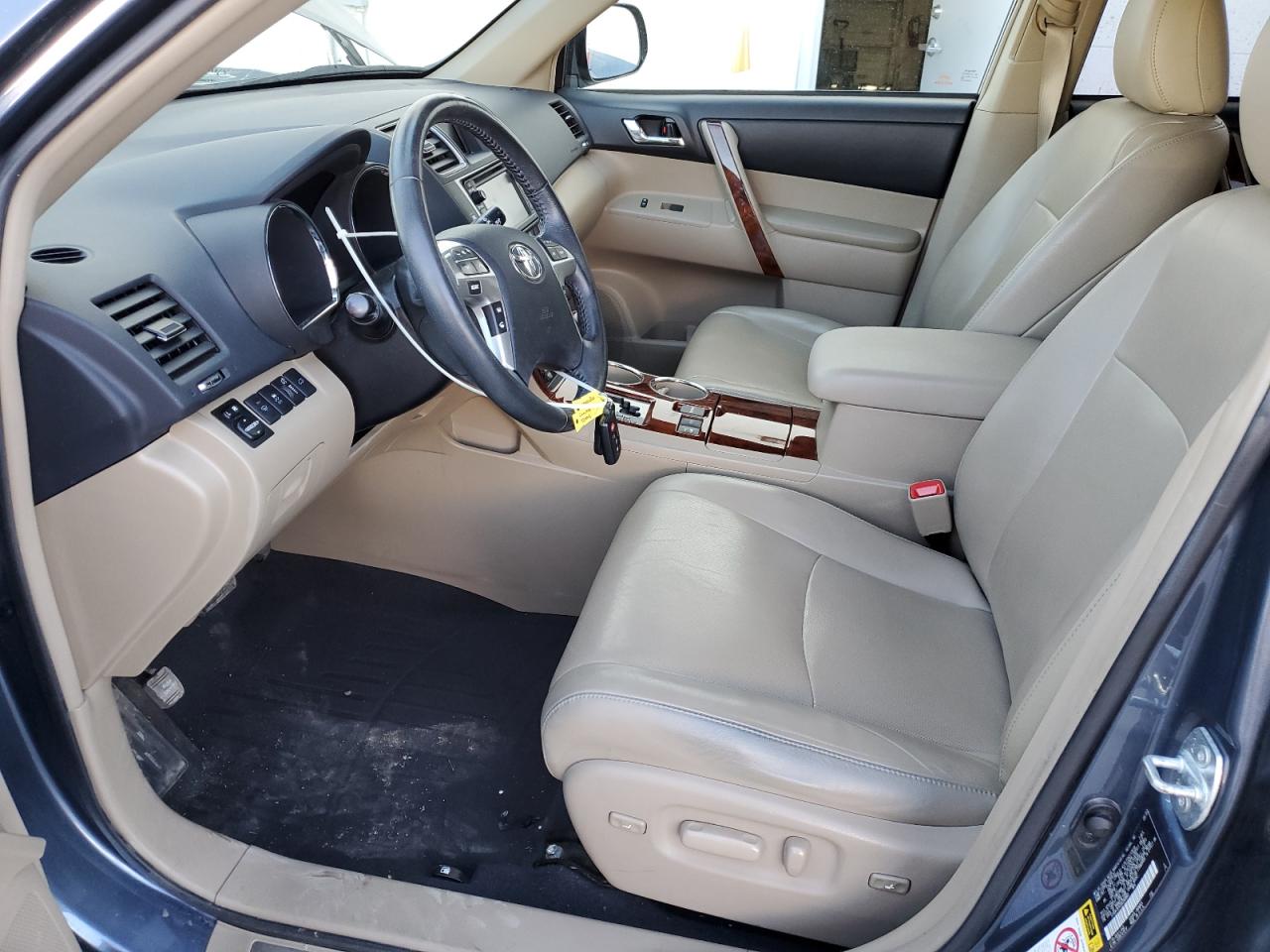 2013 Toyota Highlander - Image 7