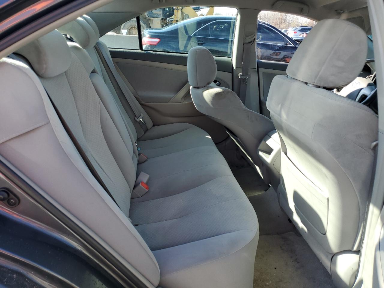 2009 Toyota Camry - Image 10