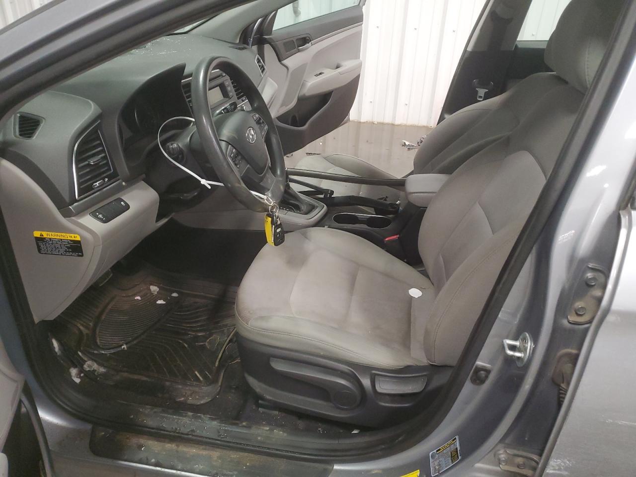 2017 Hyundai Elantra - Image 7