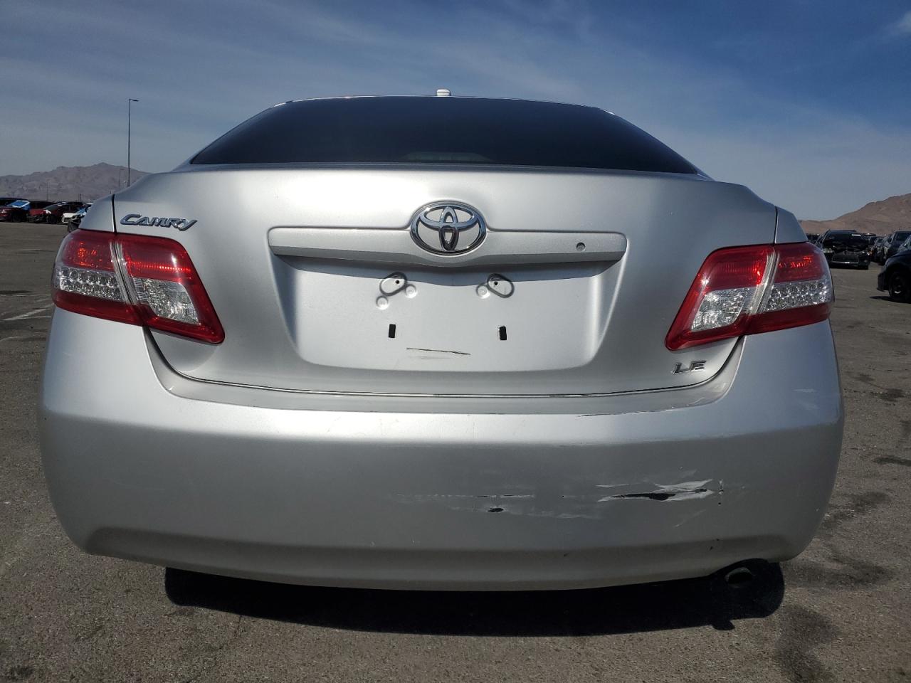 2011 Toyota Camry - Image 6