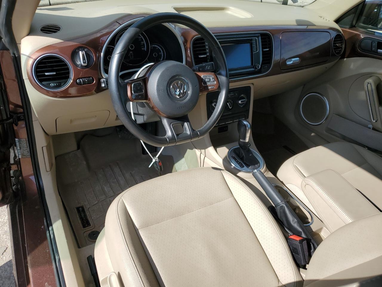 2016 Volkswagen Beetle - Image 8