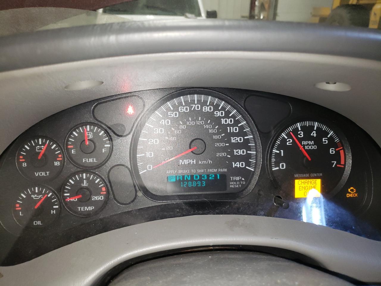 2005 Chevrolet Impala - Image 9