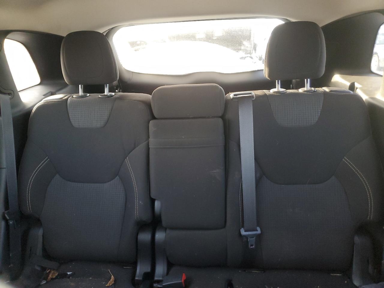 2016 Jeep Grand Cherokee - Image 10