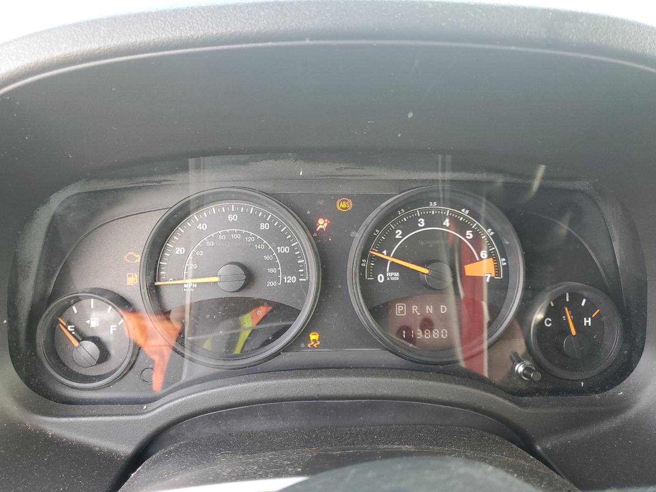 2016 Jeep Liberty (Patriot) - Image 9