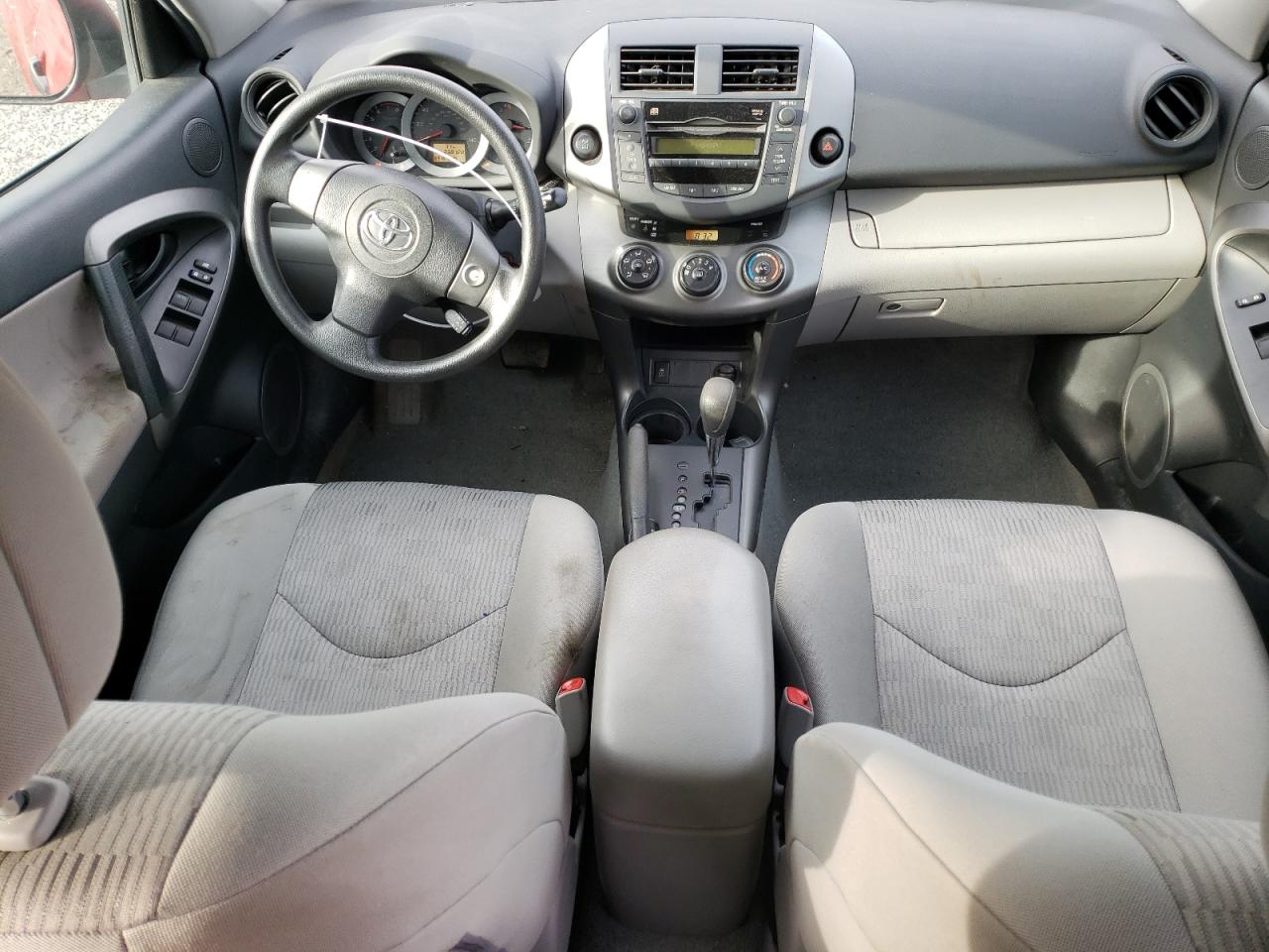 2011 Toyota RAV 4 - Image 8