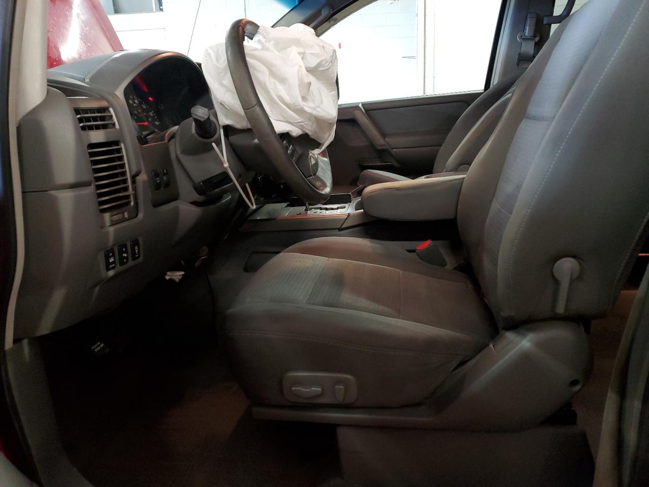 2006 Nissan Titan - Image 7