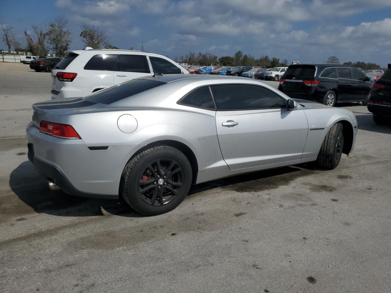 2015 Chevrolet Camaro - Image 3