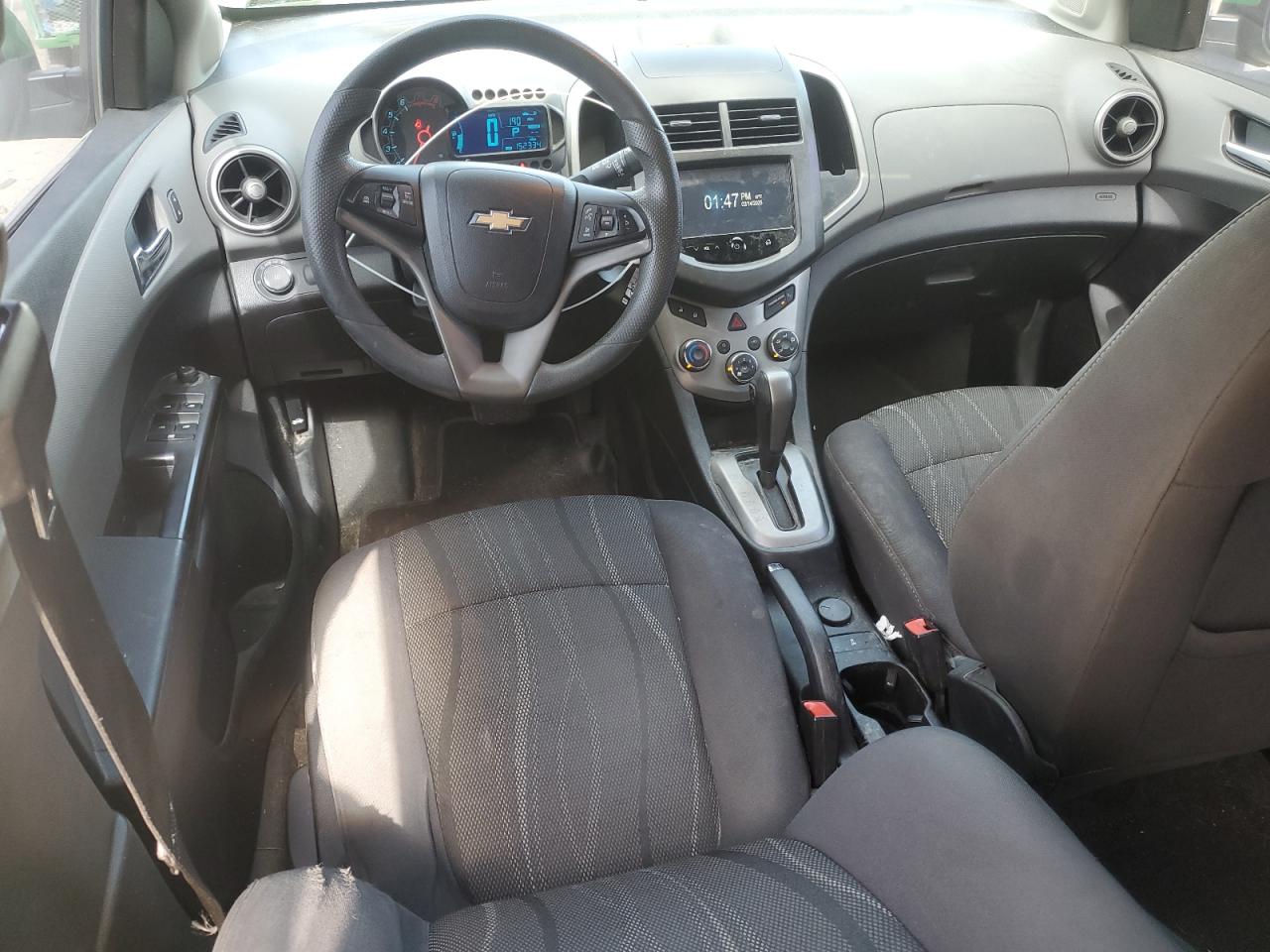 2015 Chevrolet Sonic - Image 8