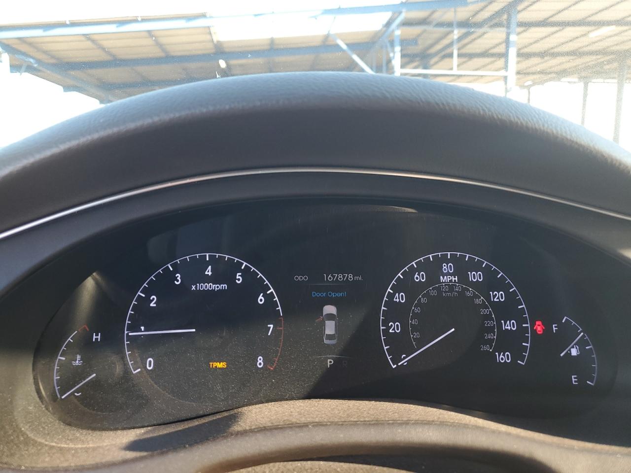 2012 Hyundai Genesis - Image 9