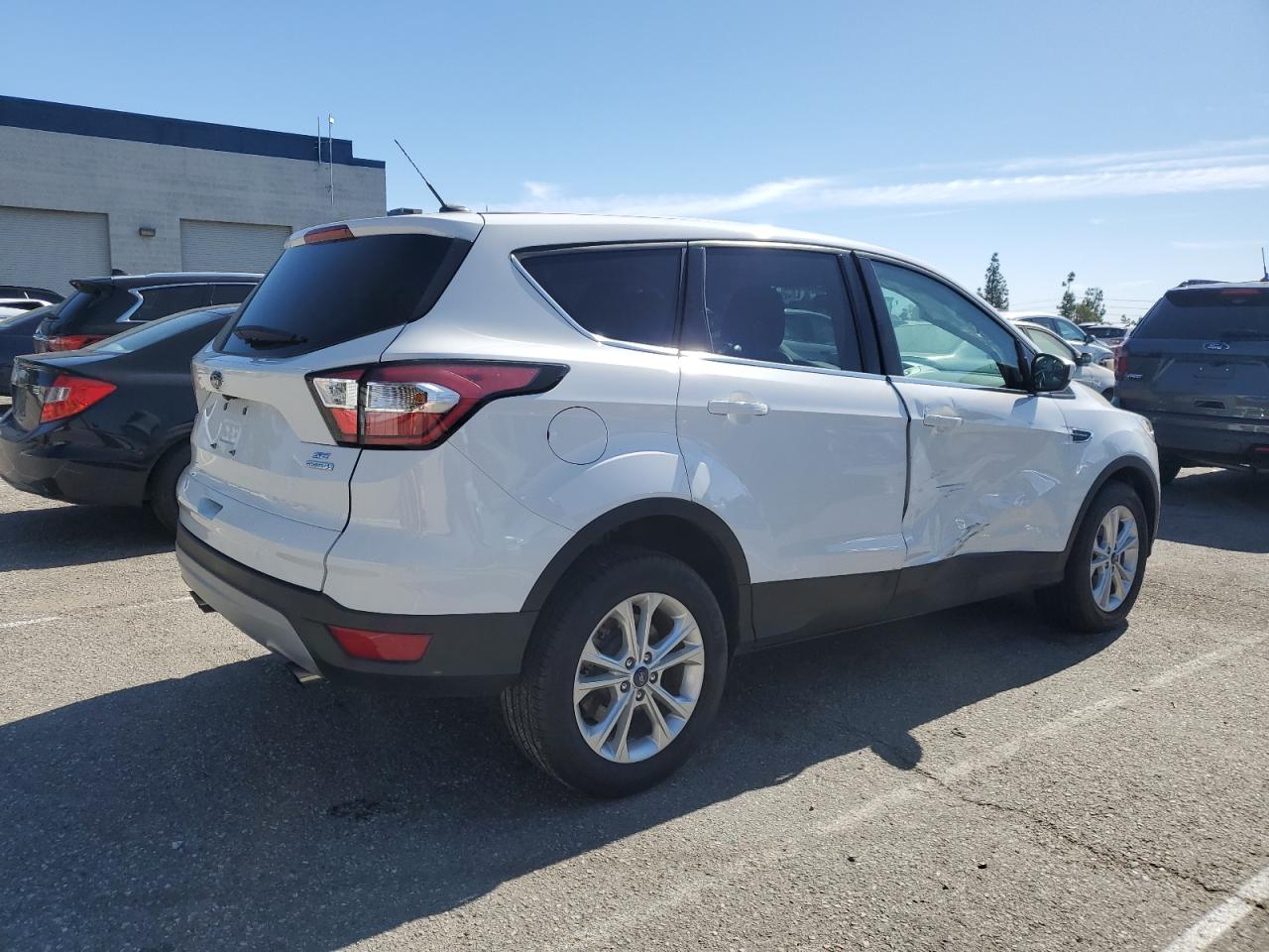 2017 Ford Escape - Image 3