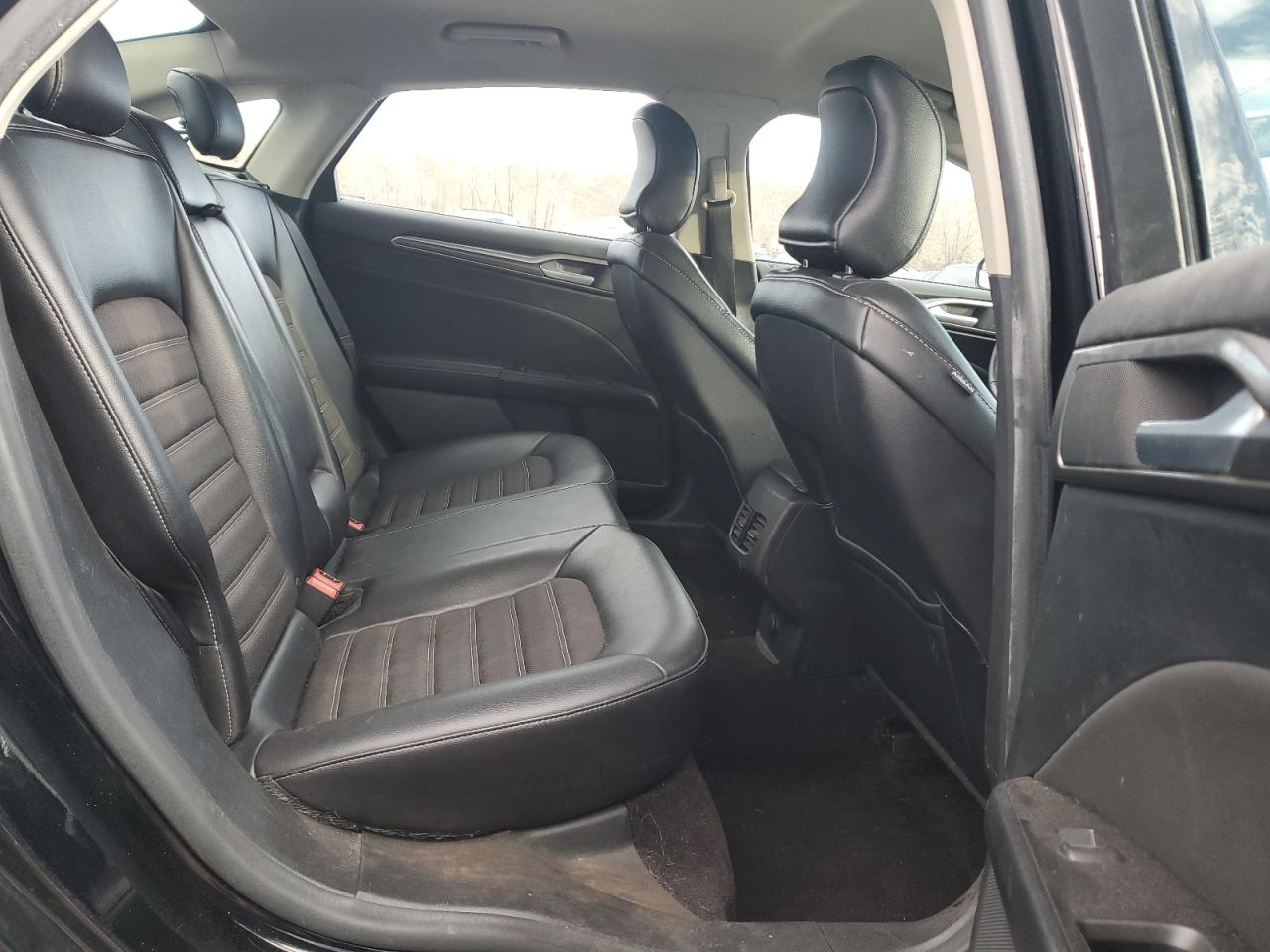 2017 Ford Fusion - Image 10