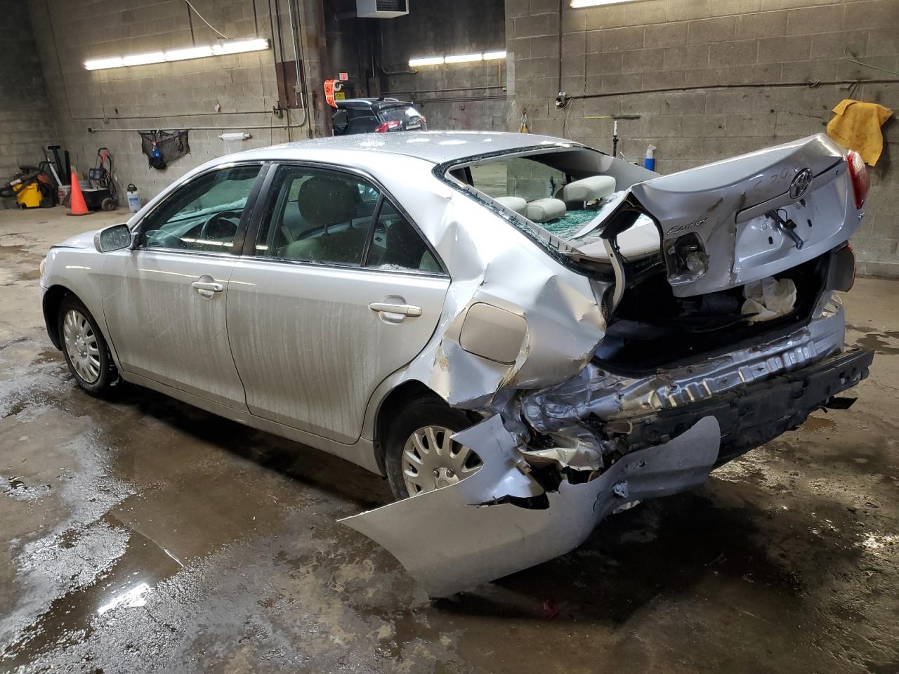 2008 Toyota Camry - Image 2