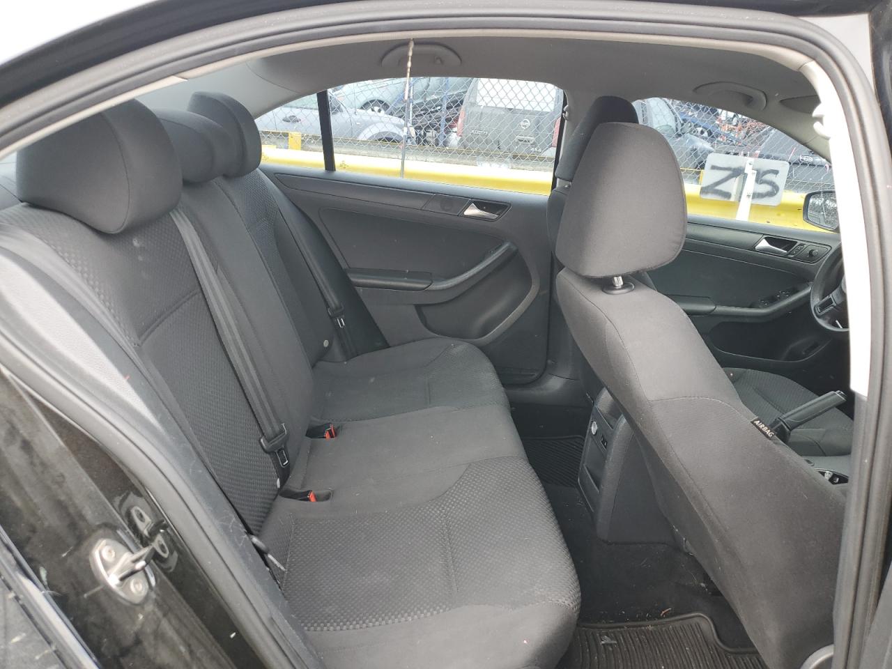 2014 Volkswagen Jetta - Image 10