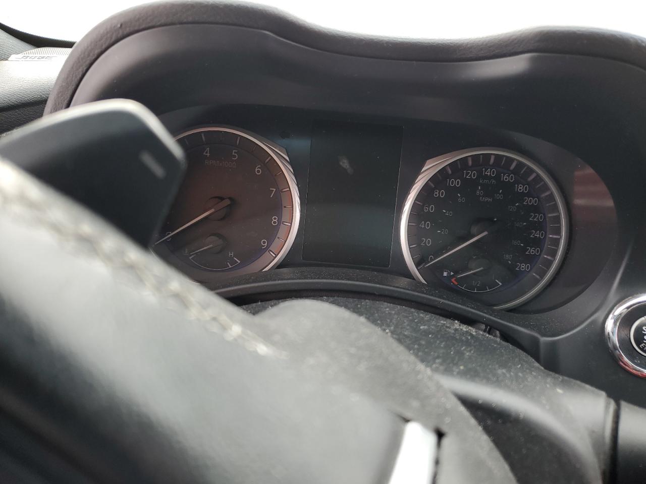 2017 Infiniti Q60 - Image 9