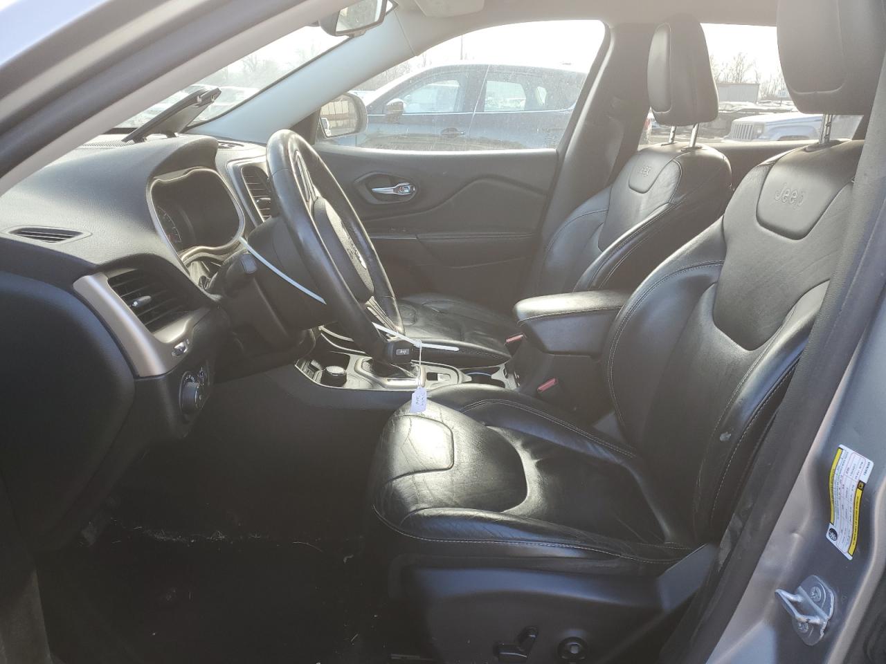 2015 Jeep Grand Cherokee - Image 7