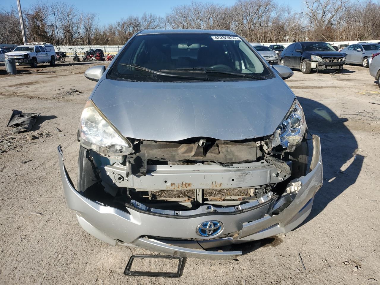 2012 Toyota Prius - Image 5