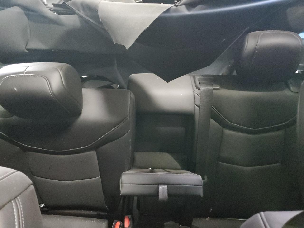 2021 Cadillac XT5 - Image 10
