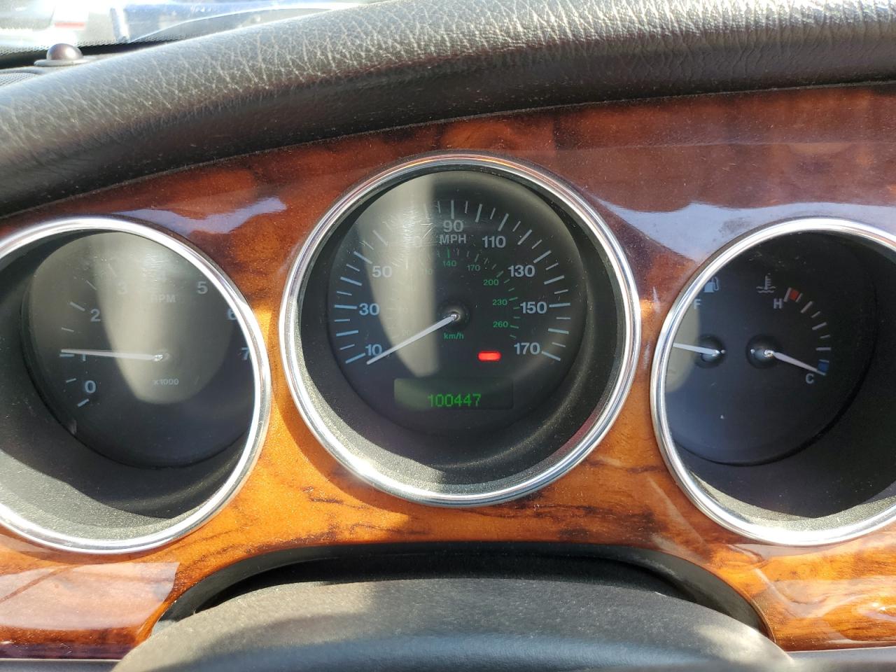 2005 Jaguar XK - Image 9
