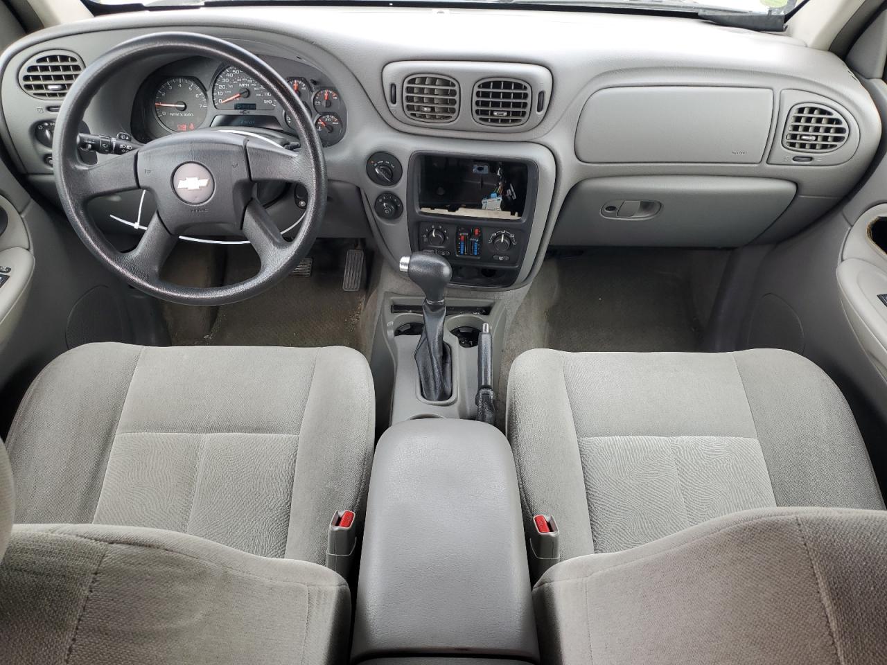 2005 Chevrolet TrailBlazer - Image 8