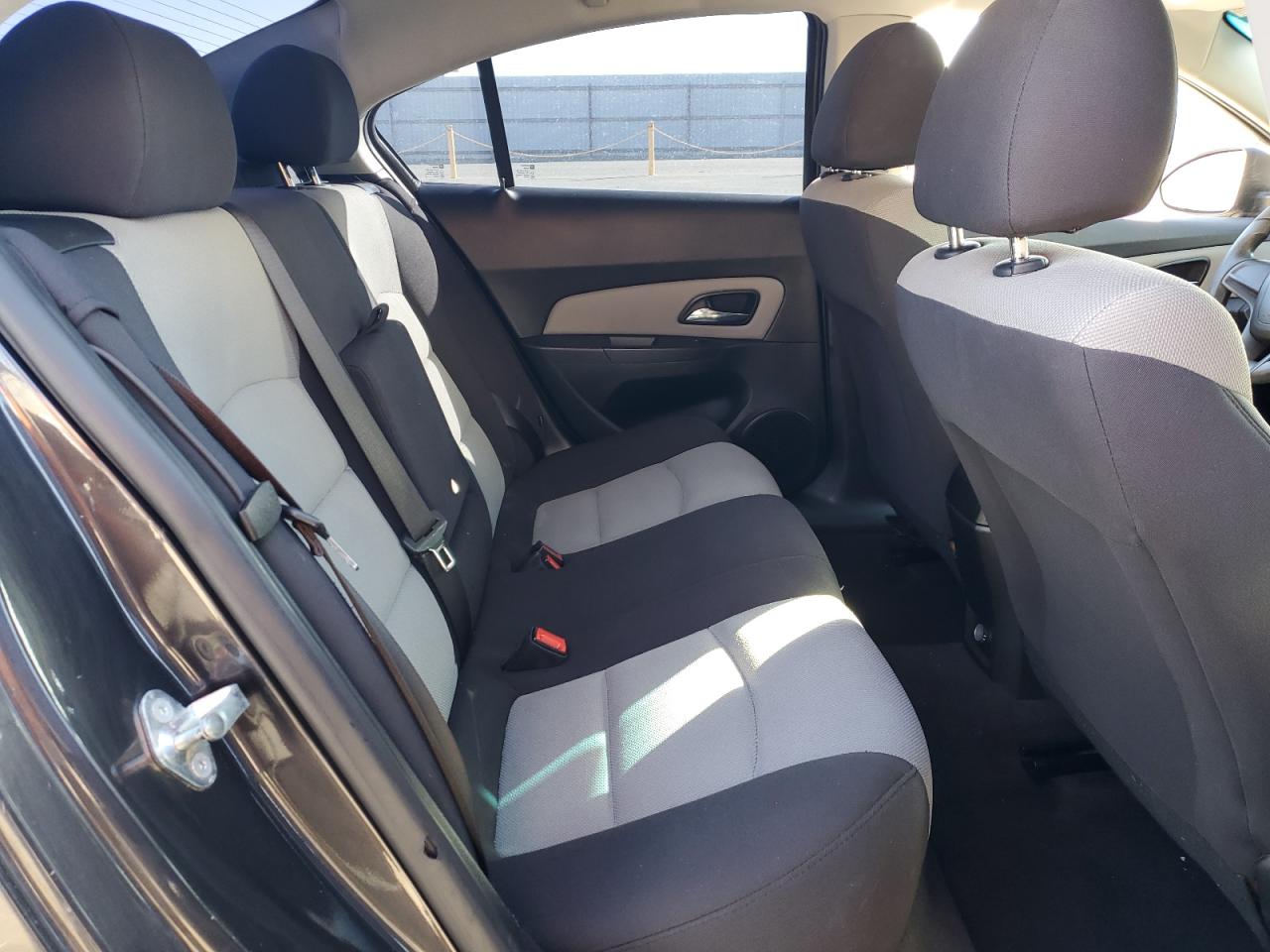 2014 Chevrolet Cruze - Image 10