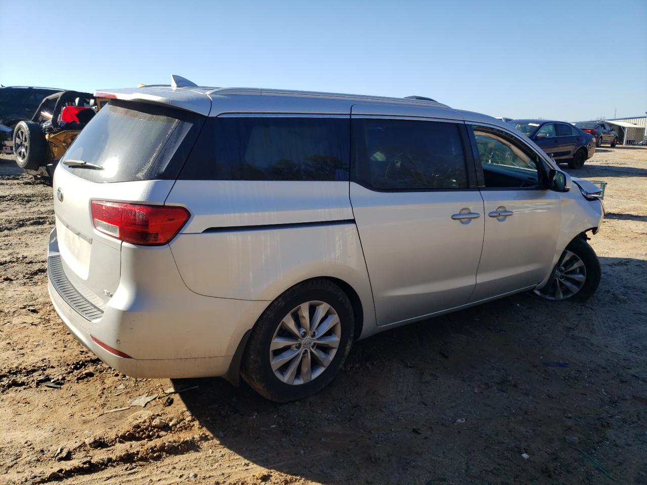 2018 Kia Sedona - Image 3