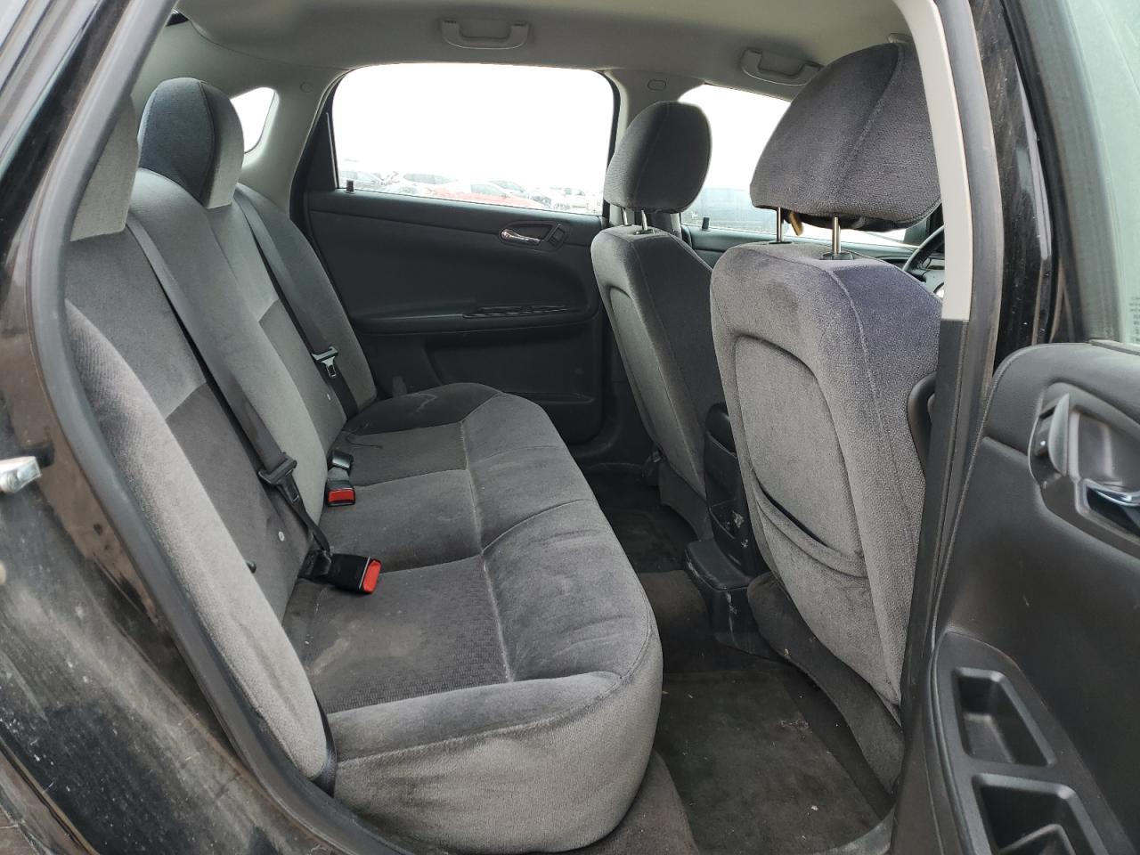 2014 Chevrolet Impala - Image 10