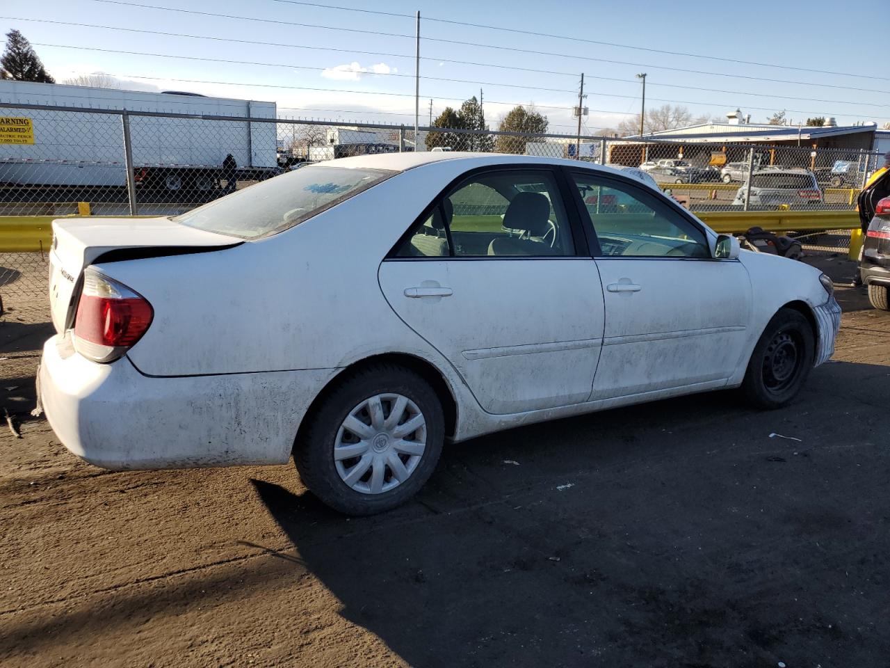 2005 Toyota Camry - Image 3