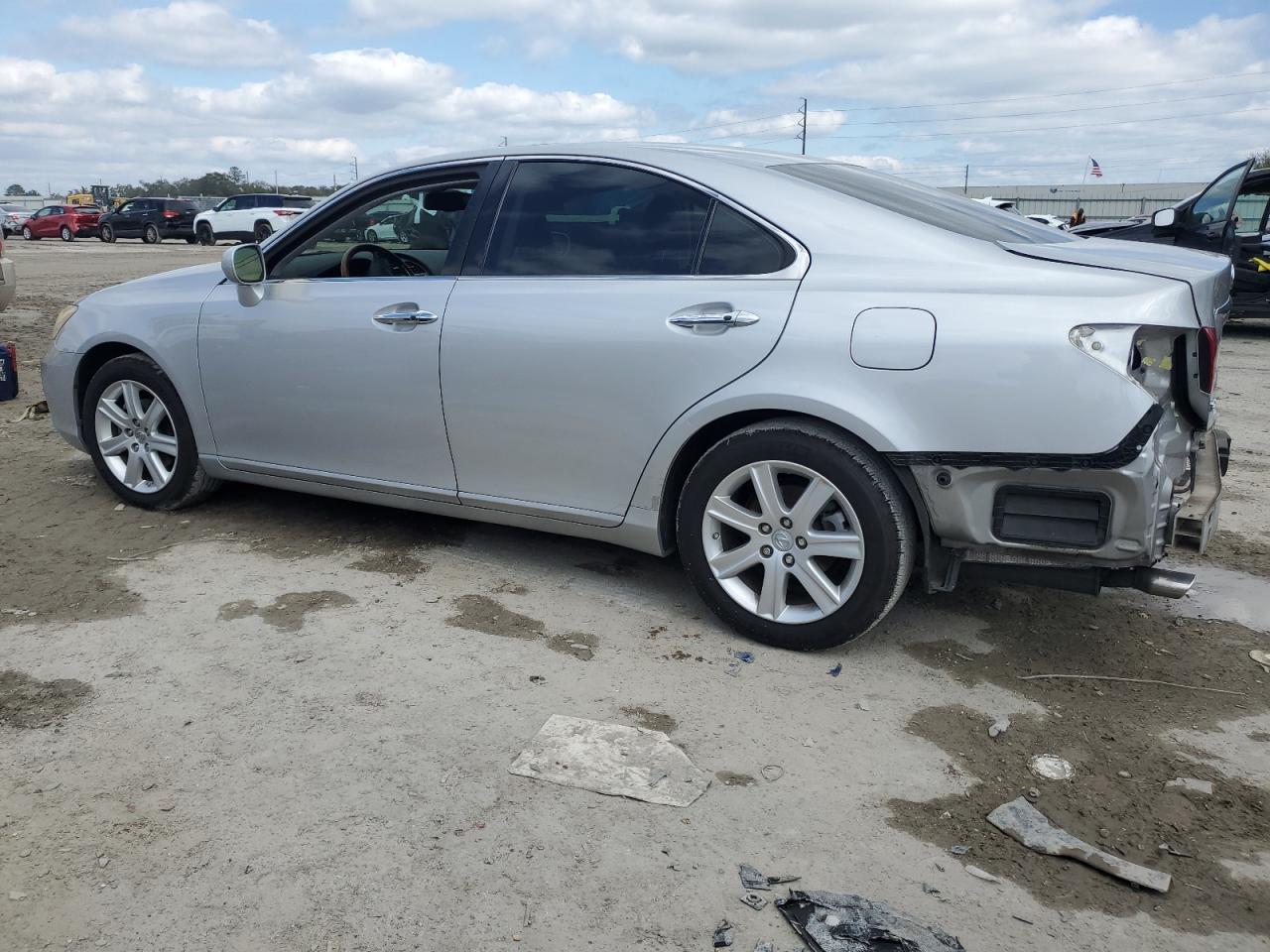 2008 Lexus ES - Image 2
