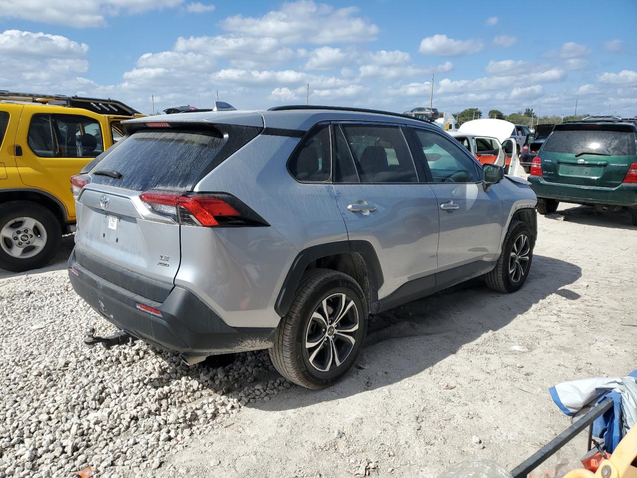 2019 Toyota RAV 4 - Image 3