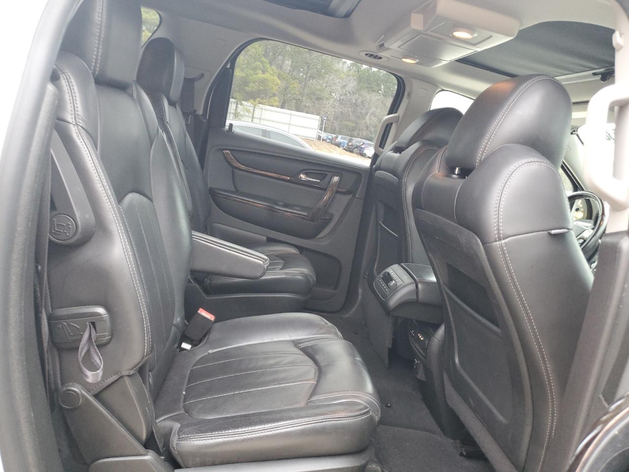 2014 GMC Acadia - Image 11