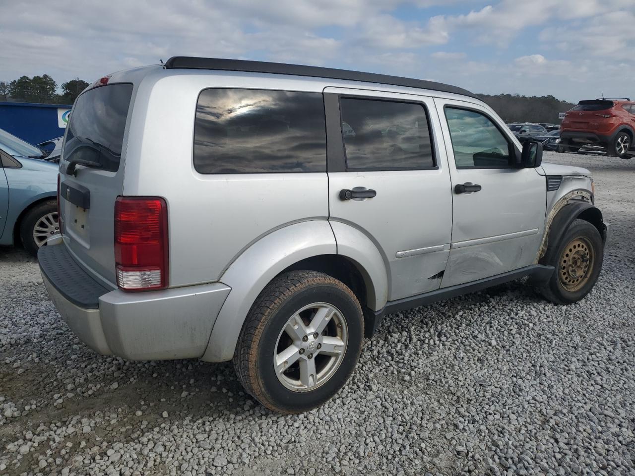 2008 Dodge Nitro - Image 3
