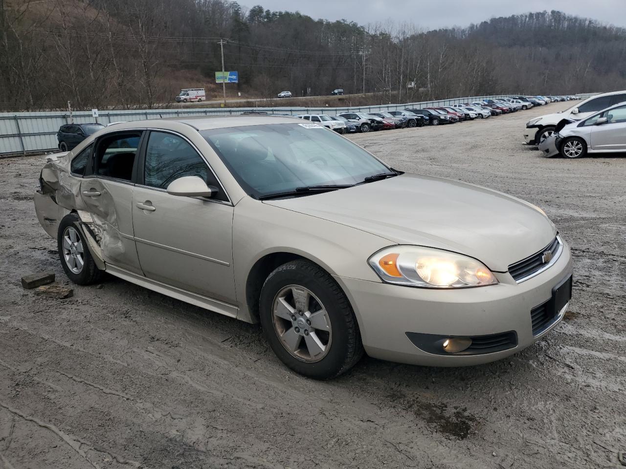 2010 Chevrolet Impala - Image 4