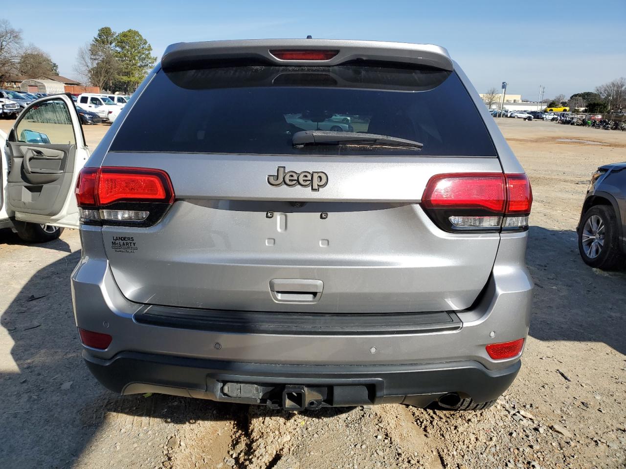 2016 Jeep Grand Cherokee - Image 6