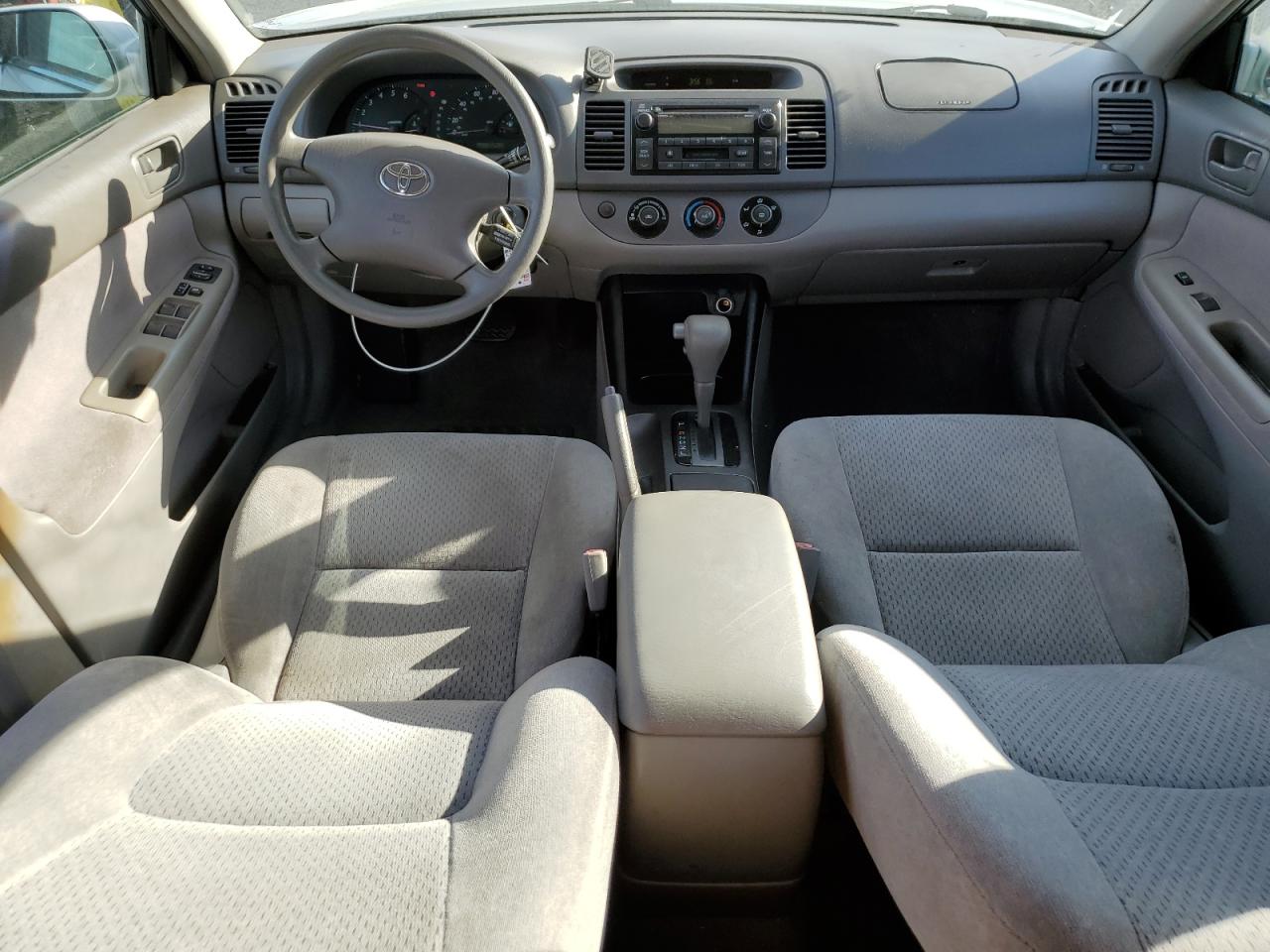 2003 Toyota Camry - Image 8