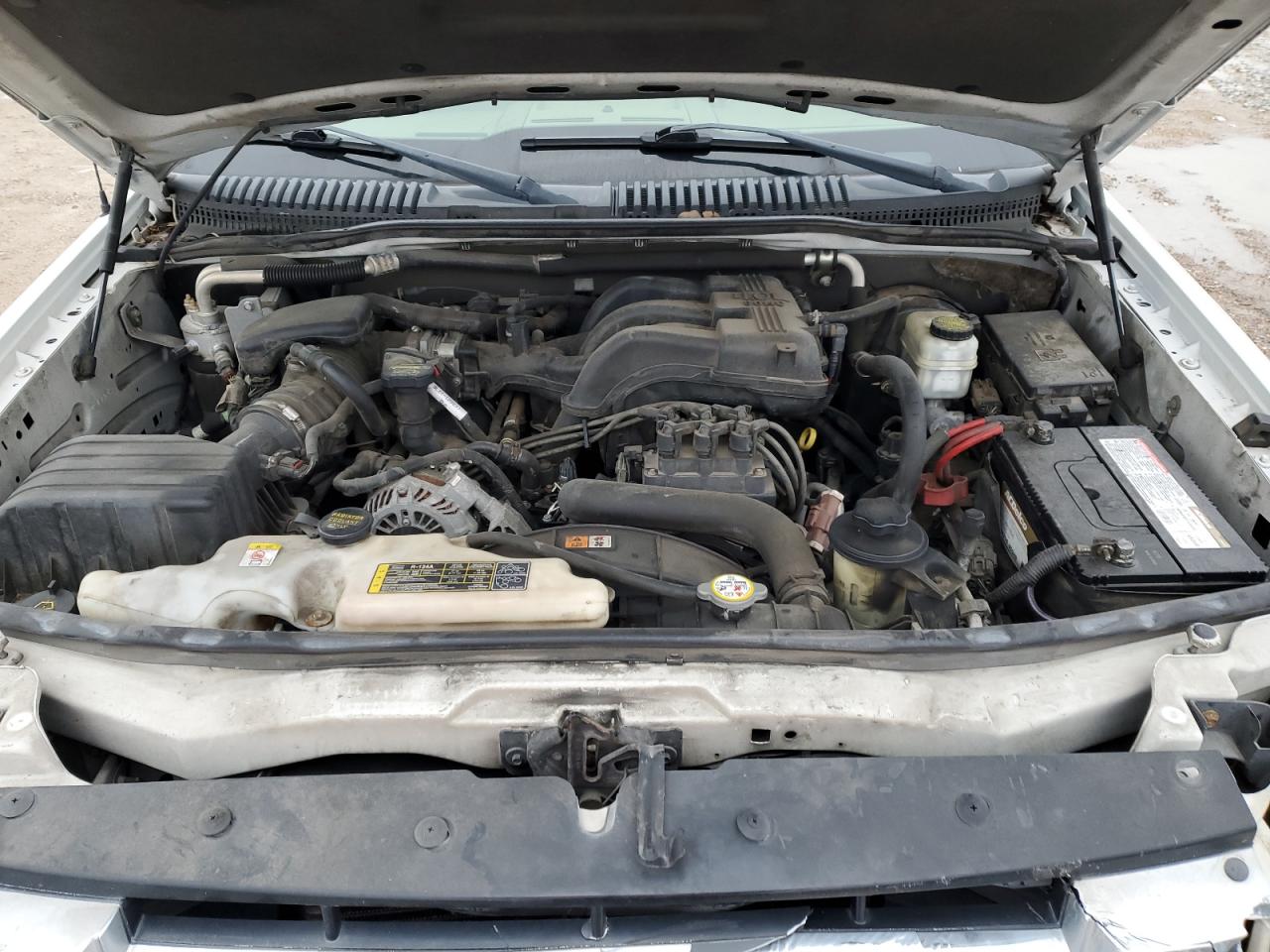 2010 Ford Explorer - Image 12