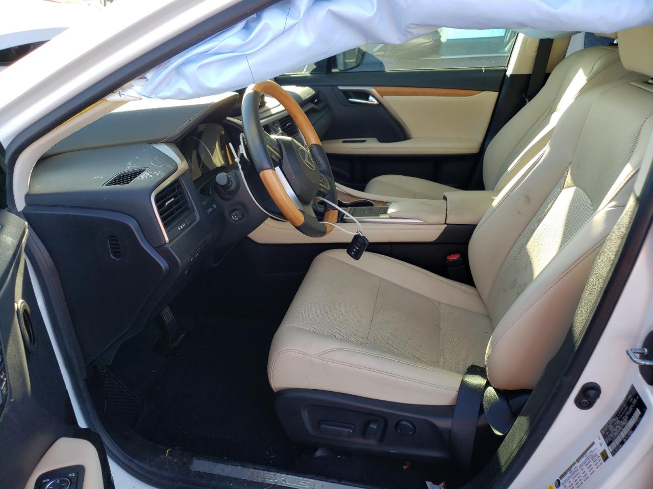 2022 Lexus RX - Image 7