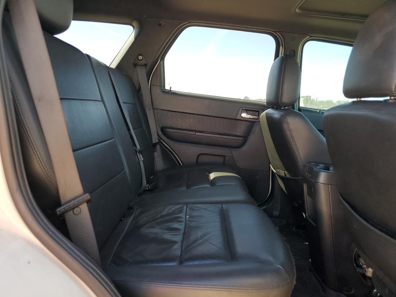 2012 Ford Escape - Image 11