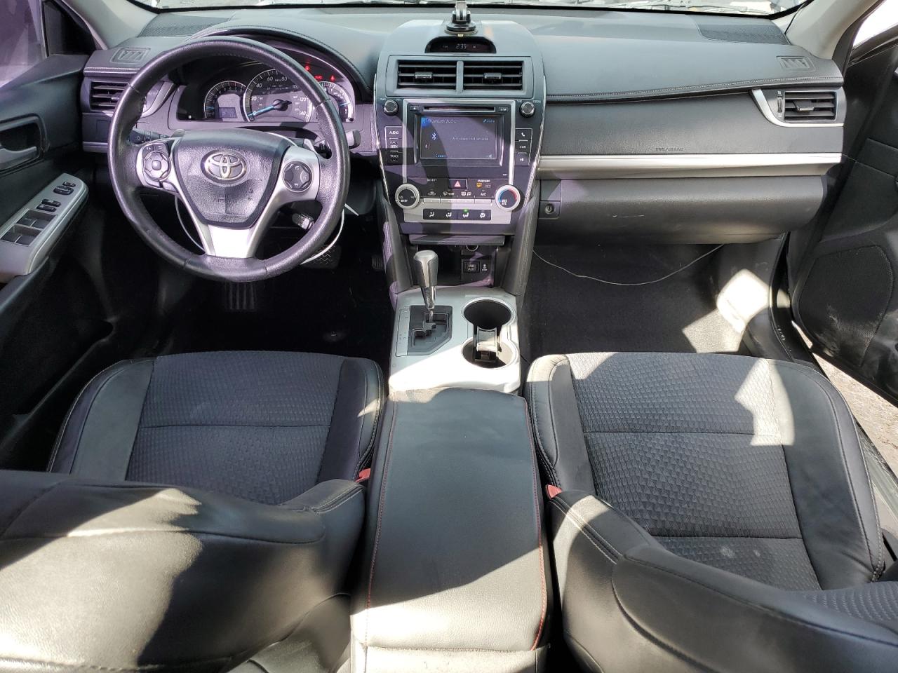 2012 Toyota Camry - Image 8