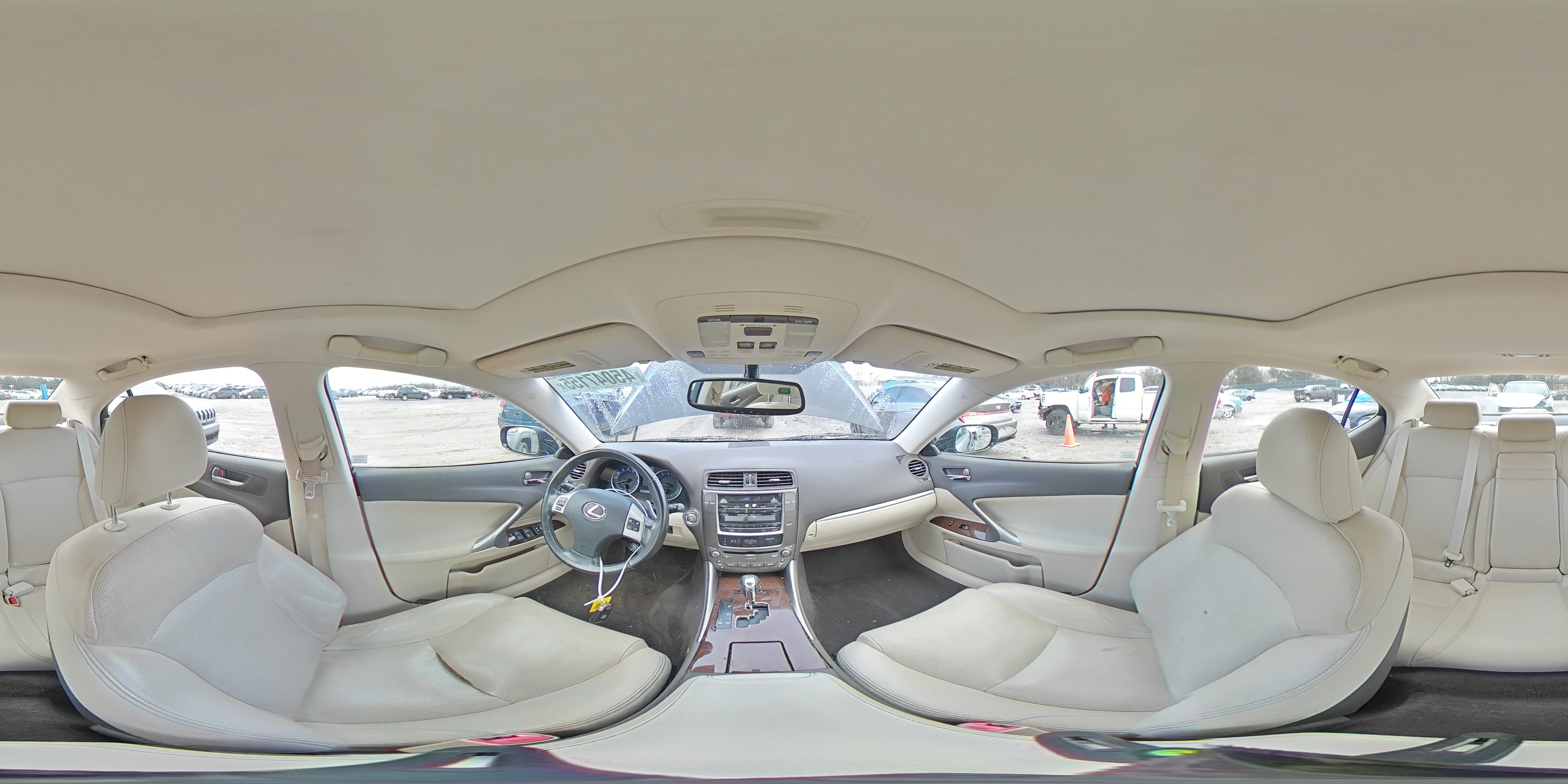 2012 Lexus IS - Image 13