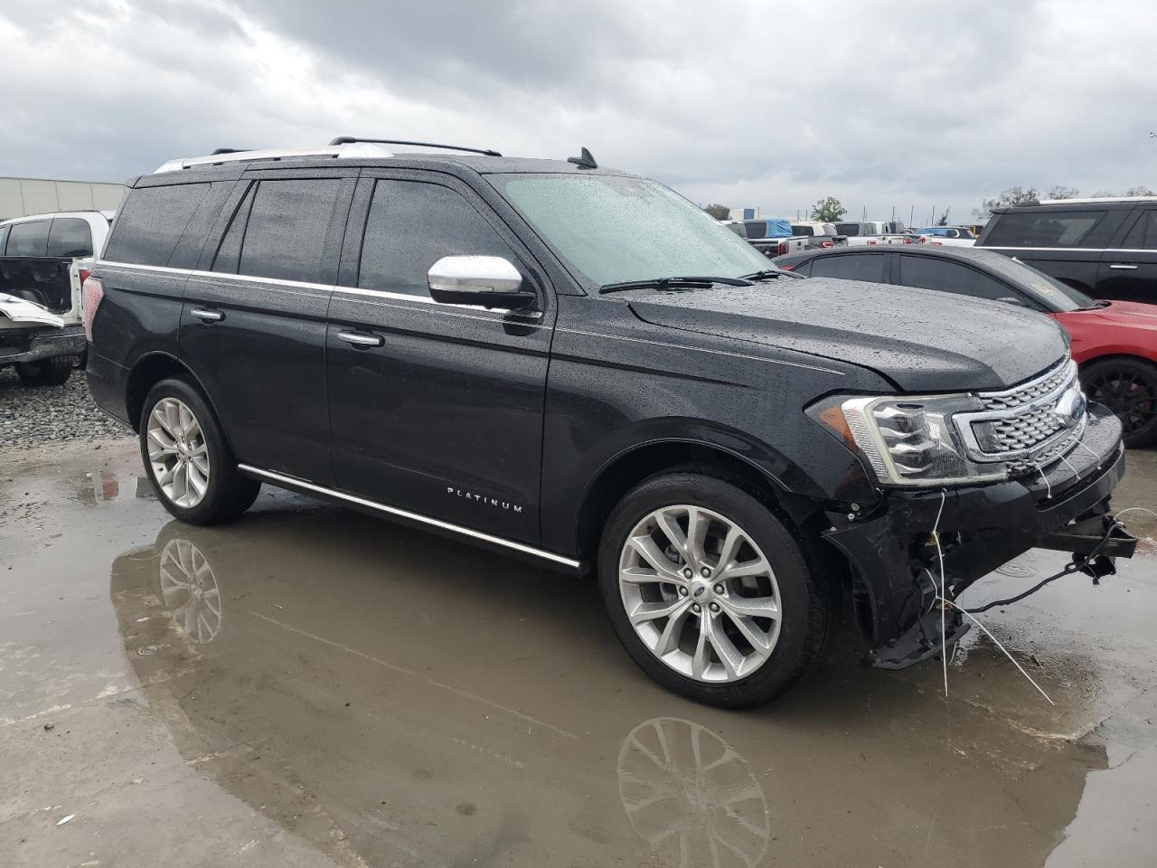 2019 Ford Expedition - Image 4