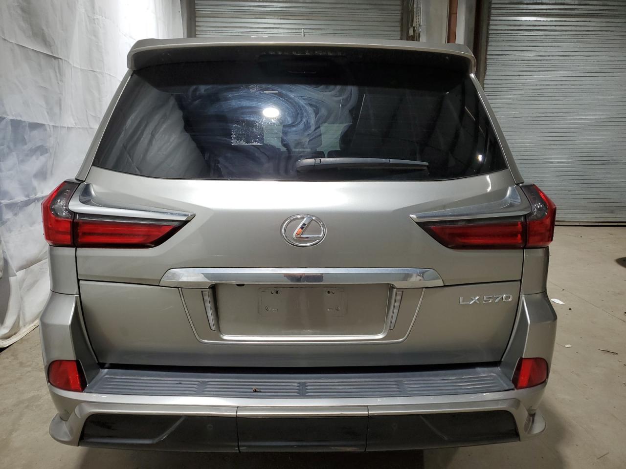 2021 Lexus LX - Image 6