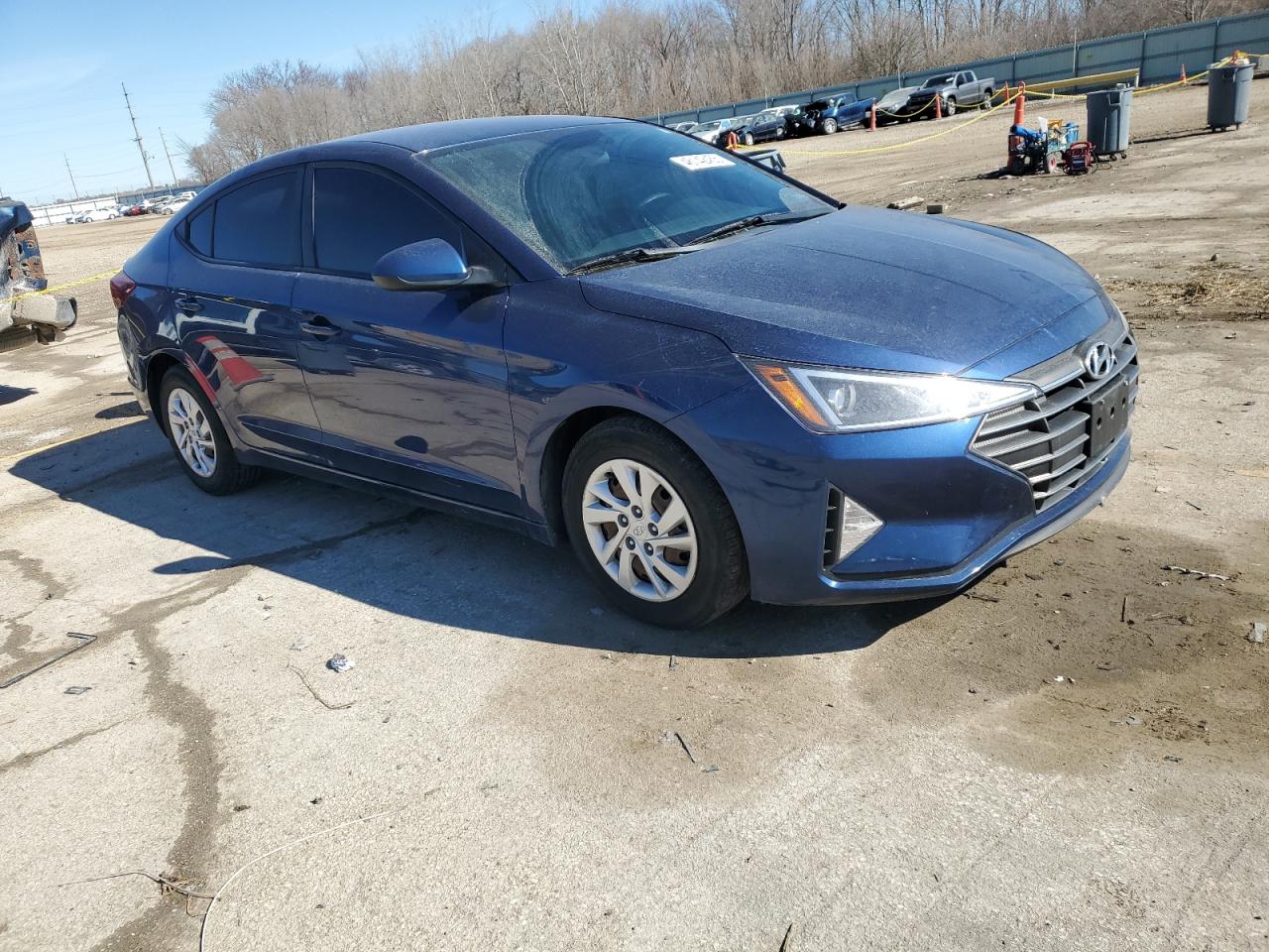 2019 Hyundai Elantra - Image 4