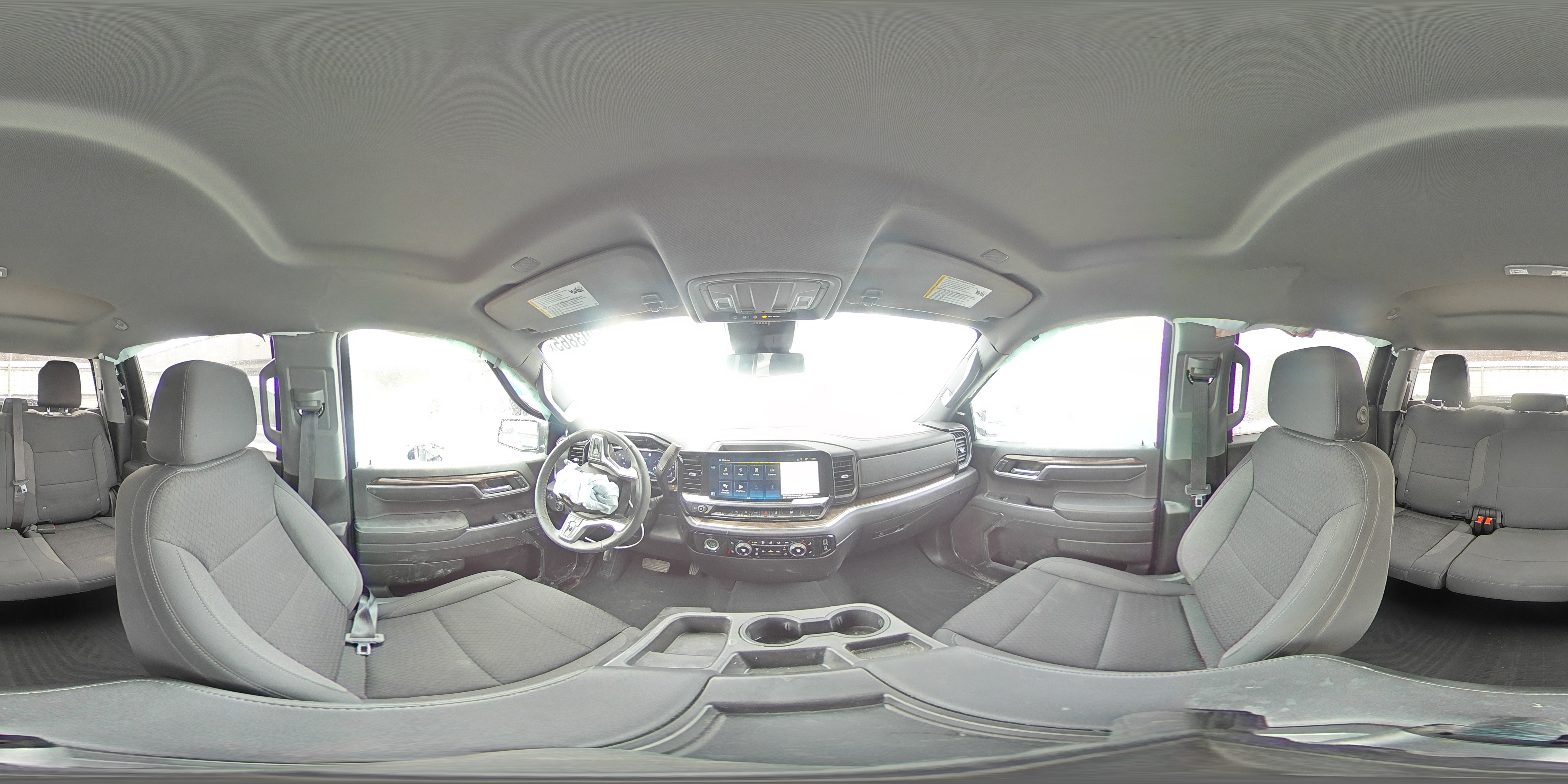 2023 Chevrolet Silverado - Image 15