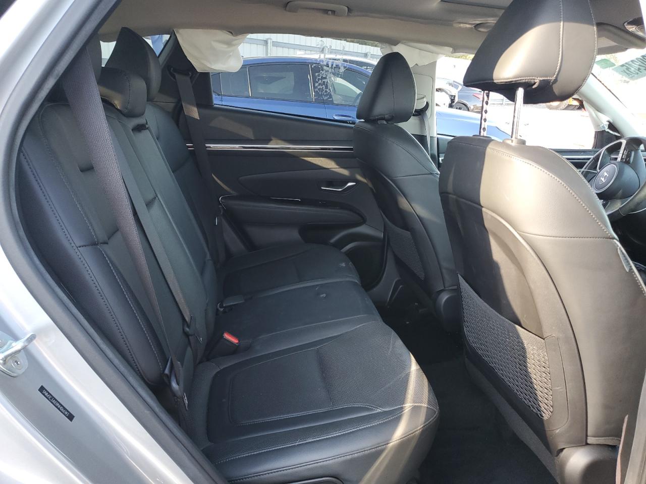 2022 Hyundai Tucson - Image 12